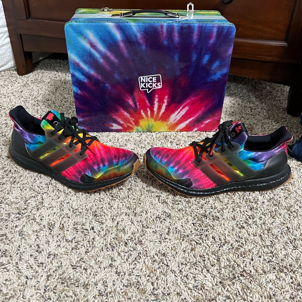 Adidas Ultra Boost Consort Woodstock Edition - Picture 6 of 7